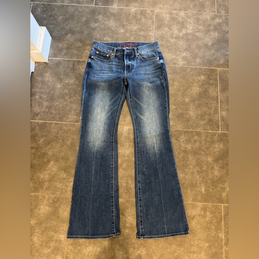 Lucky Brand boot cut jeans never worn